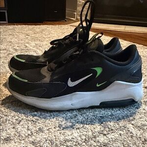Nike AirMax Sneakers size 6.5Y